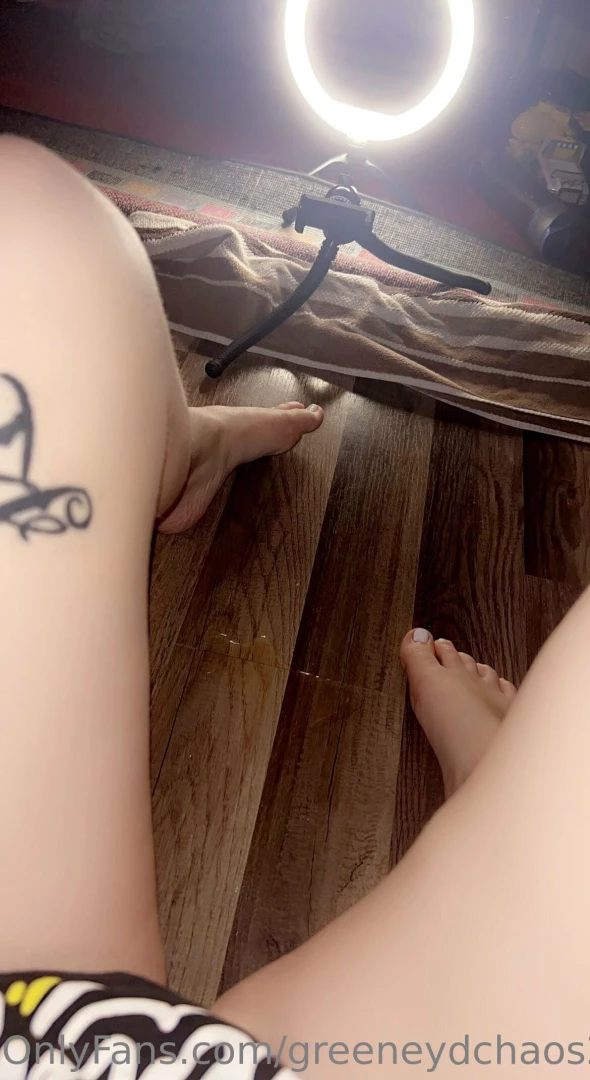 Wanna watch me make a puddle tonight go subscribe to my main account part 2 