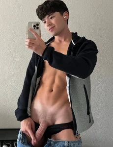 Nah i m horny every dayy