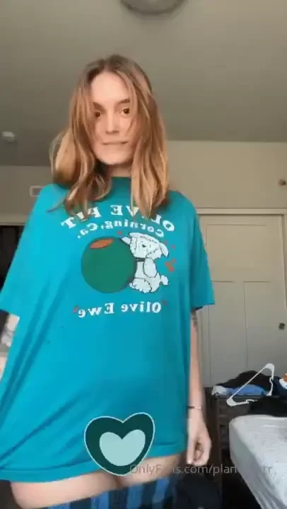 Tip whatever you want here for the rest of this vid no stickers 