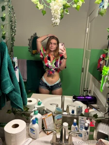 My outfit for our date do you like it