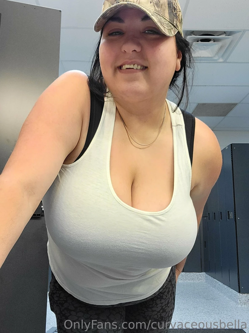 Yall wanted to see my face here s a selfie tip me if you approve 