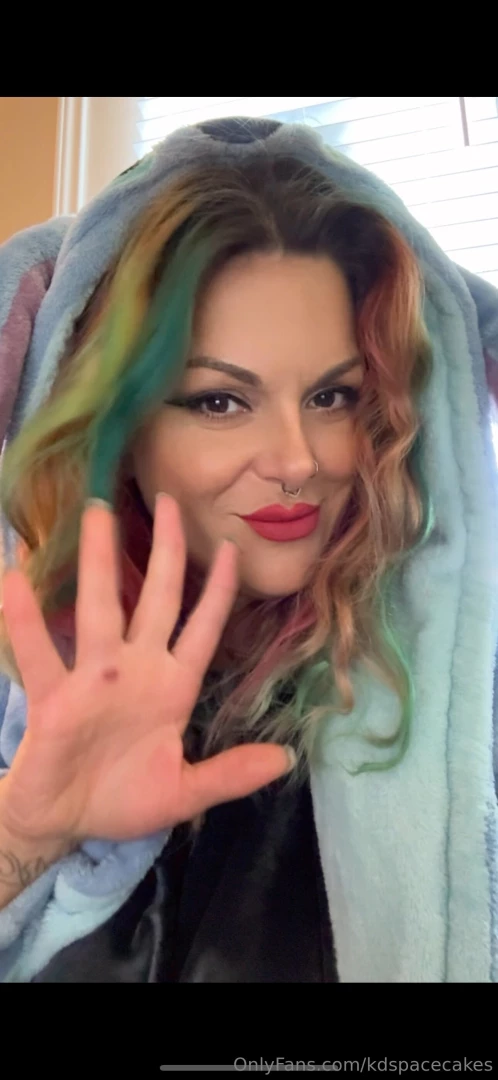 It s officially friday who has something really fun and naughty part 1 