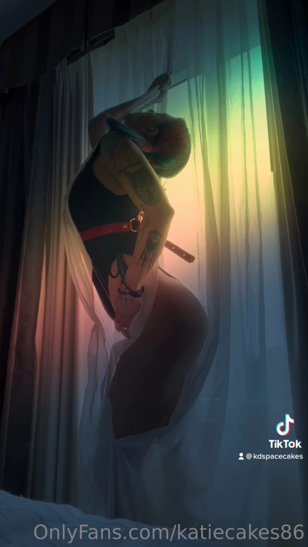 A woman s heart is a dark ocean of secrets 