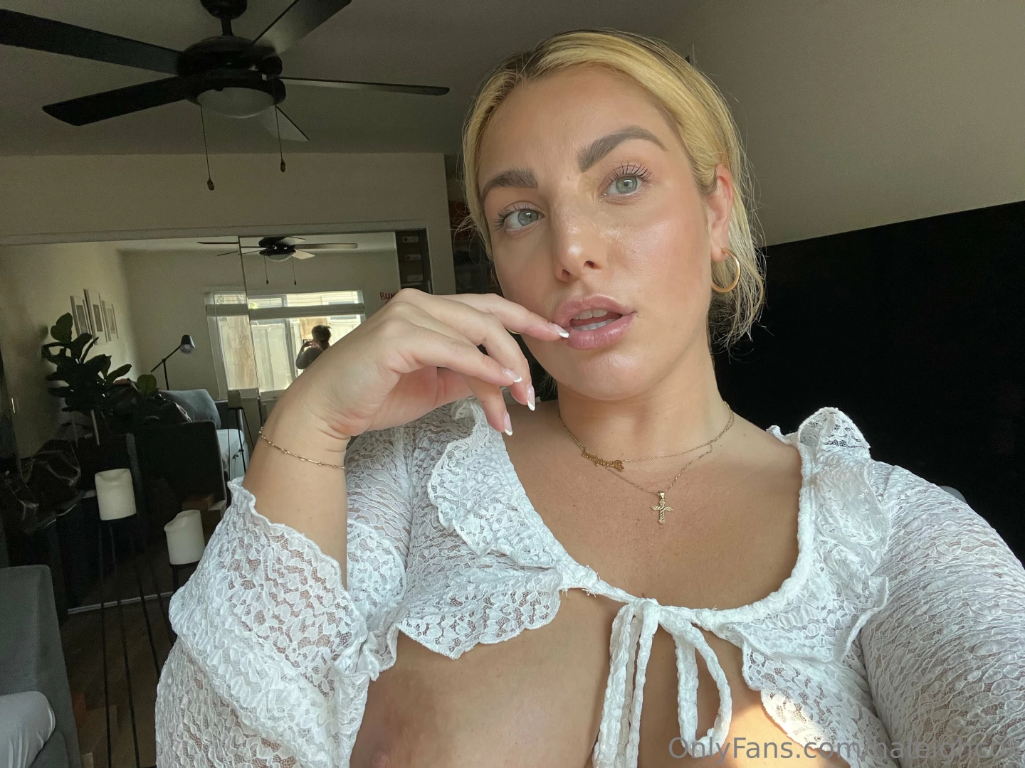 Baby you have the chance to experience me as your girlfriend for 1 