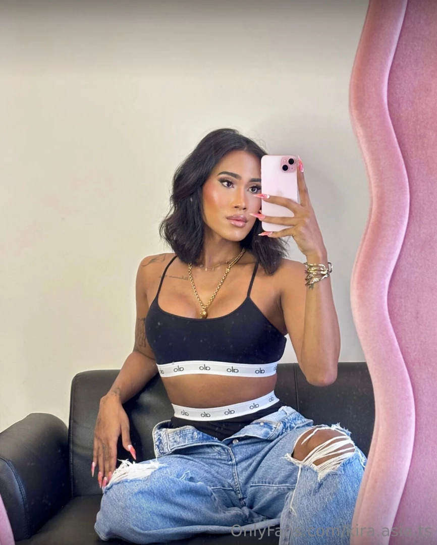 Denim chic is my idea 