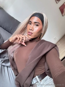 You should spend this week chatting with me and you ll definitely love