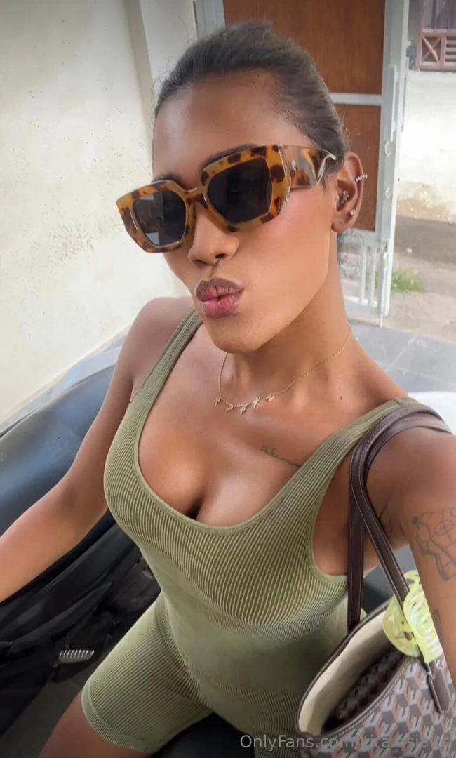 I have the ability to look stylish under any circumstances 