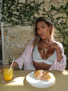 Friday sunshine and a bit of charm in the soul