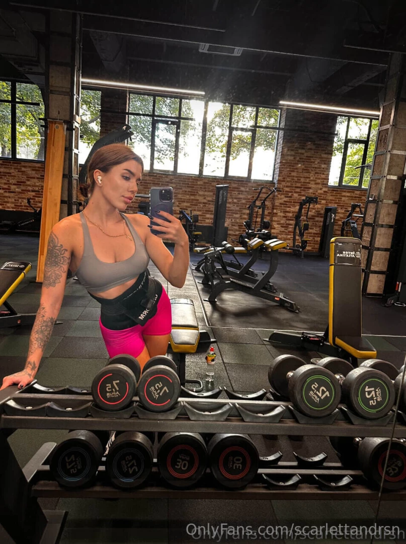 Hello how is your day today i decided to relax and do a good workout 