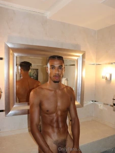 Thinking about you got me hard wanna see