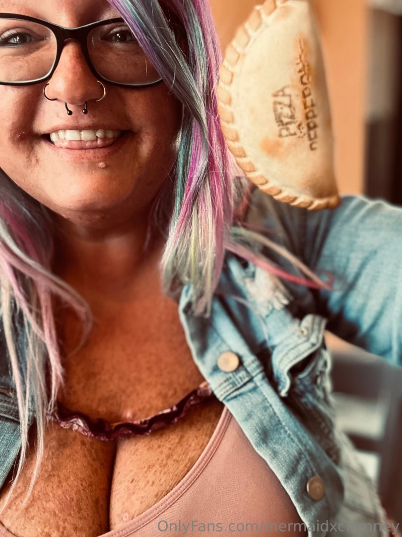 Let s go on a date like frfr come eat with me gt gt empanola new part 1 