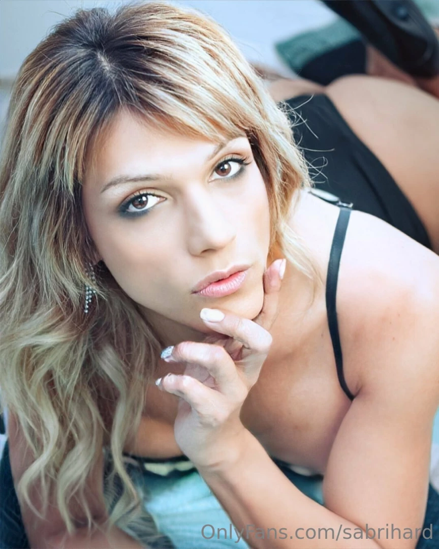 Hot amp beauty i fly on my own hotyear 