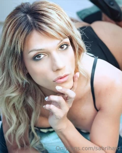 Hot amp beauty i fly on my own hotyear