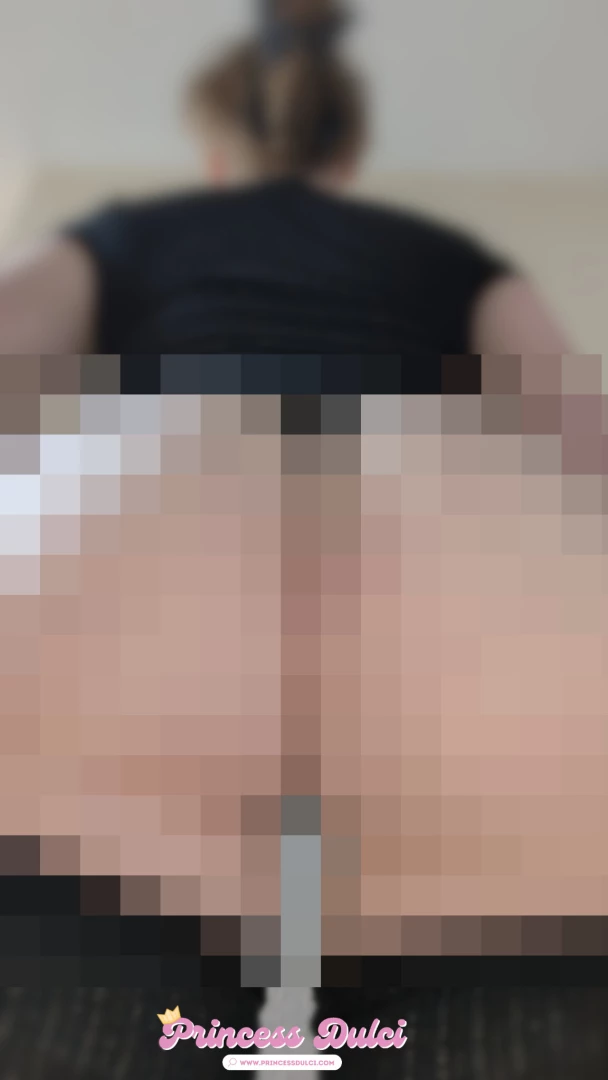 Happy humpday - tell me how badly you want mommy s big pixel ass to 