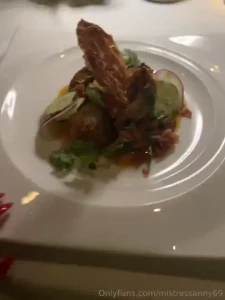 Are you seeing what i m seeing i think the chef is a pervert - this