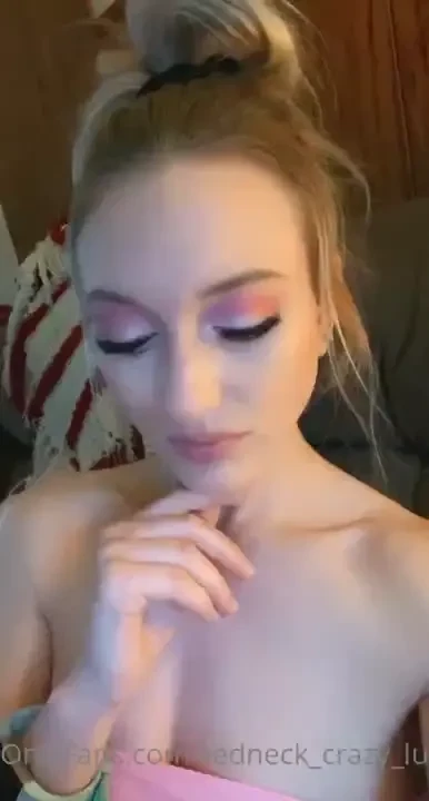 Here s today s look of seeing it first 