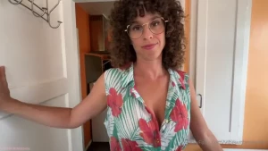 I finally find a roommate who can give me the biggest more hugest anal