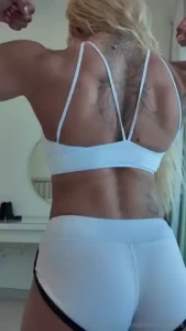 Flexing my entire body so you can worship every fibre