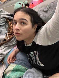 Here s me just waking up after 12 hours of sleep the locked pics show part 6