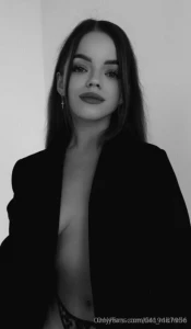 0 hotlildiva my hot girlfriend hotlildiva loves to show her natural part 209