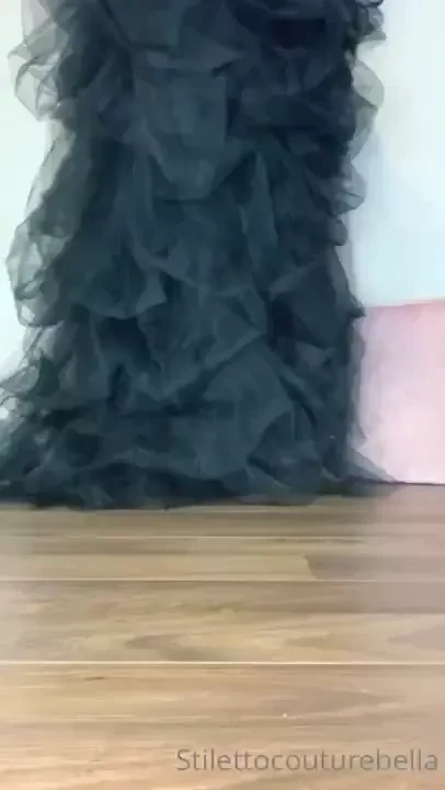 Pardon the feathers in the air it was a girly girl kind of day watch 