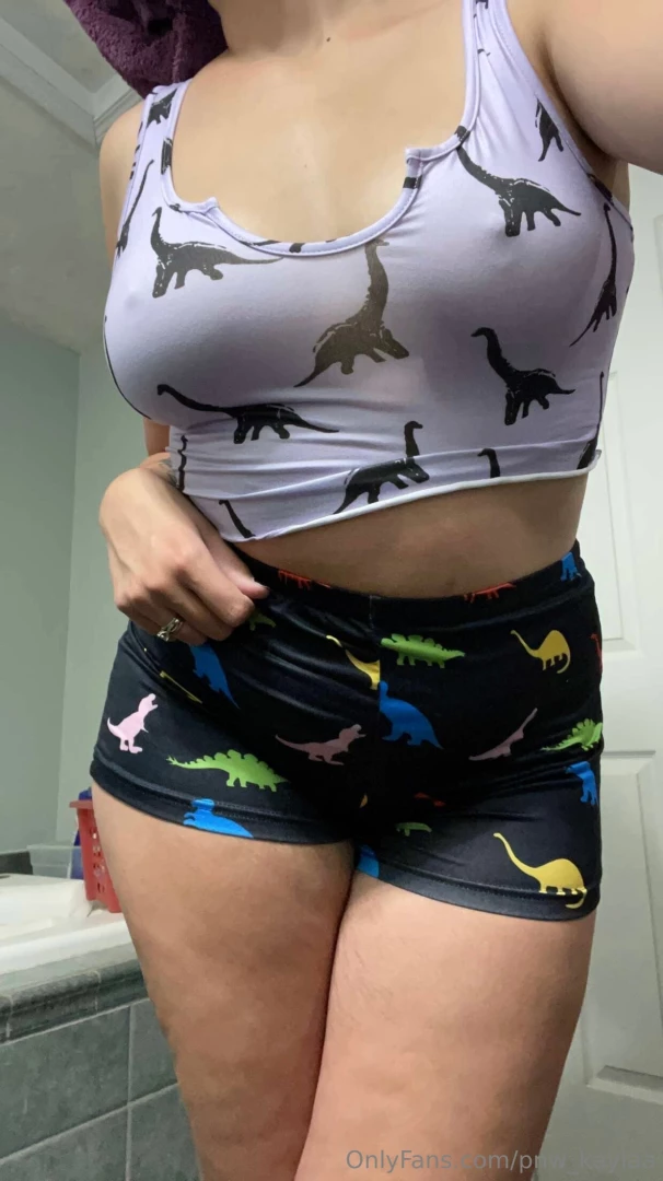 I think my pajamas are cute 