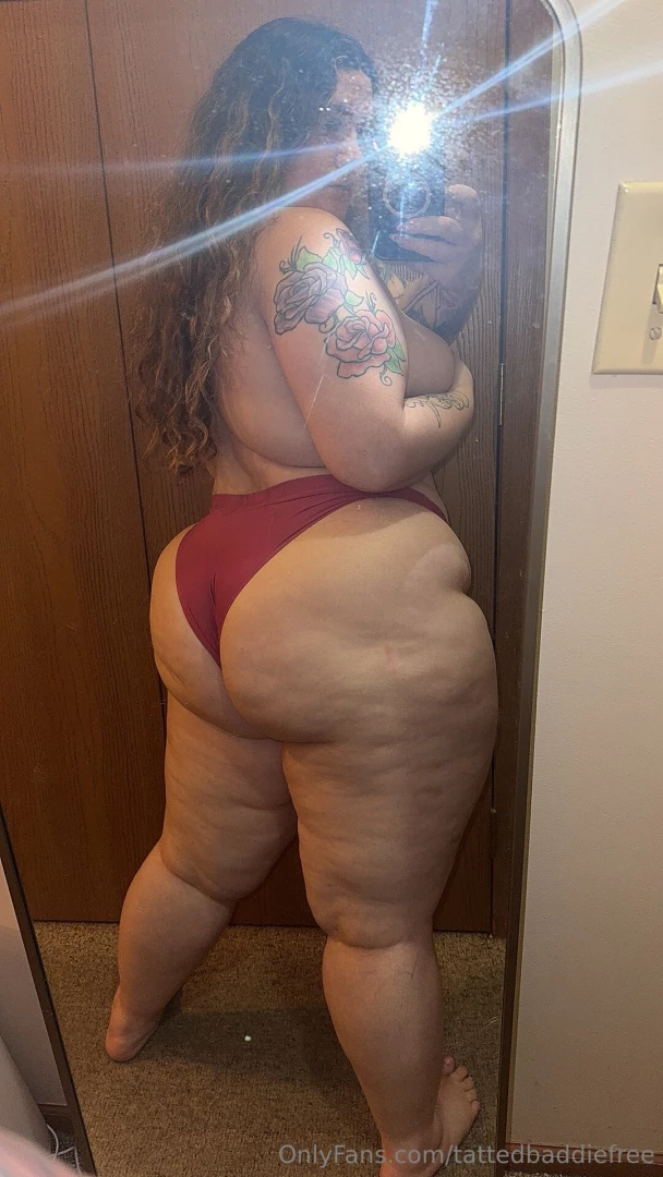 I want to know how much you appreciate these luscious curves shoot me 