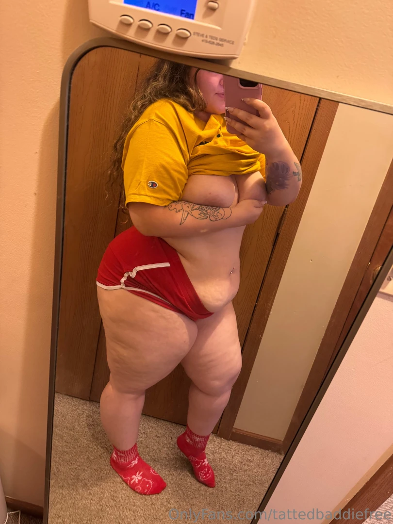 I want you to play with my tits head over to https onlyfans com 