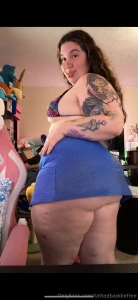 I ll let you spank this booty but you need to sub to my main page