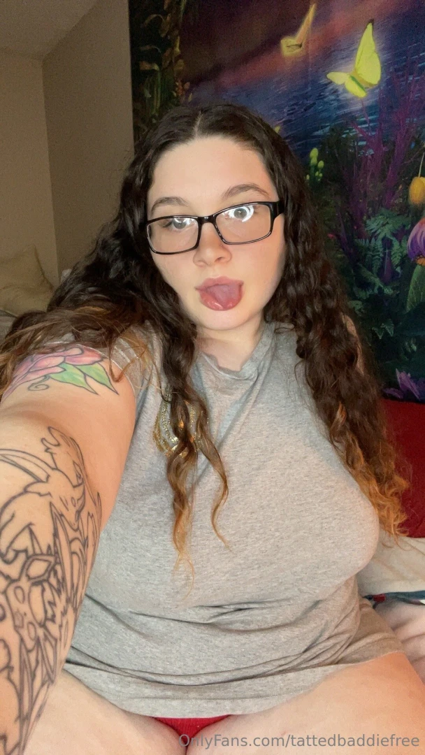 In a playful mood dm me at https onlyfans com xxtattedbaddiexx c29 