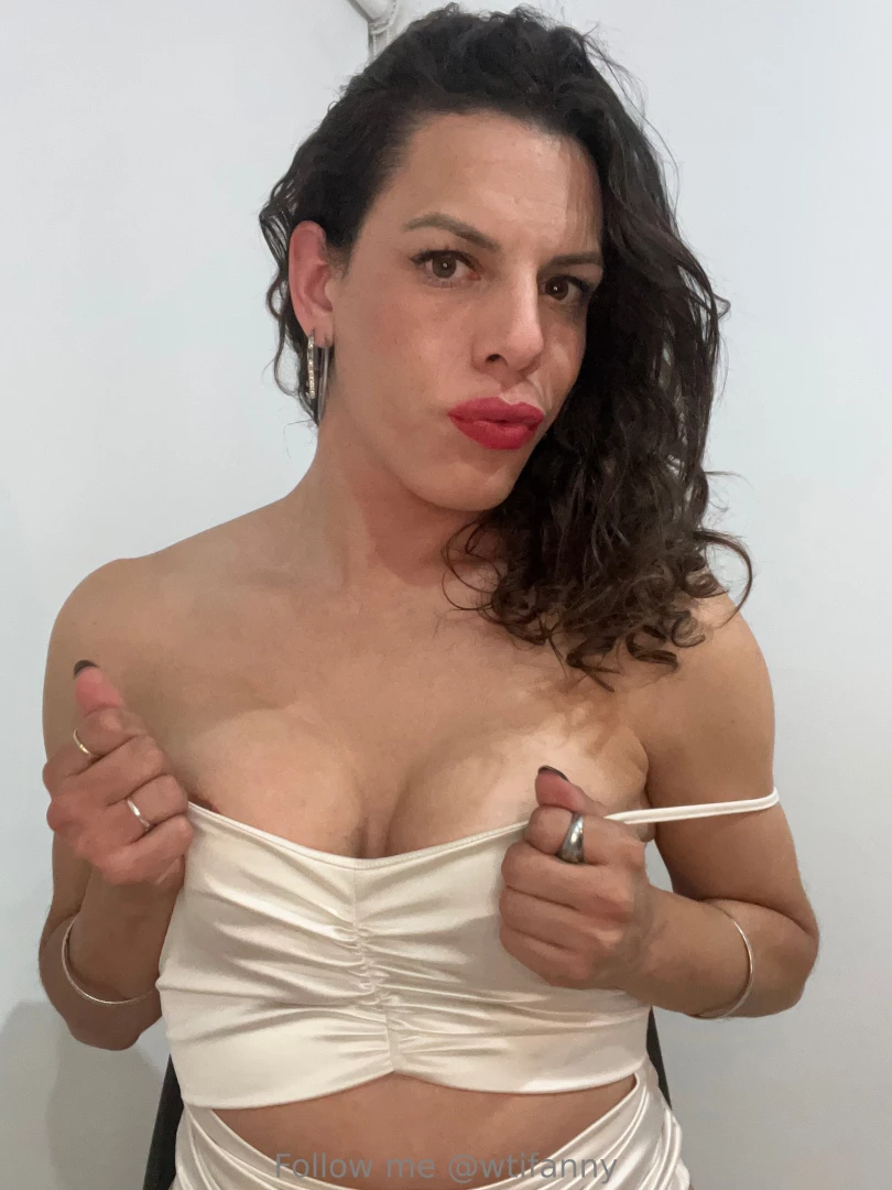 Leave me your tip and let s go on an exciting video call do you want 