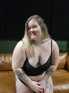 Winter season means cuddle season unlock to warm up my tits and pussy