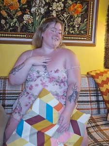 It s cold outside warm me up in dm bby or watch how cold my pussy