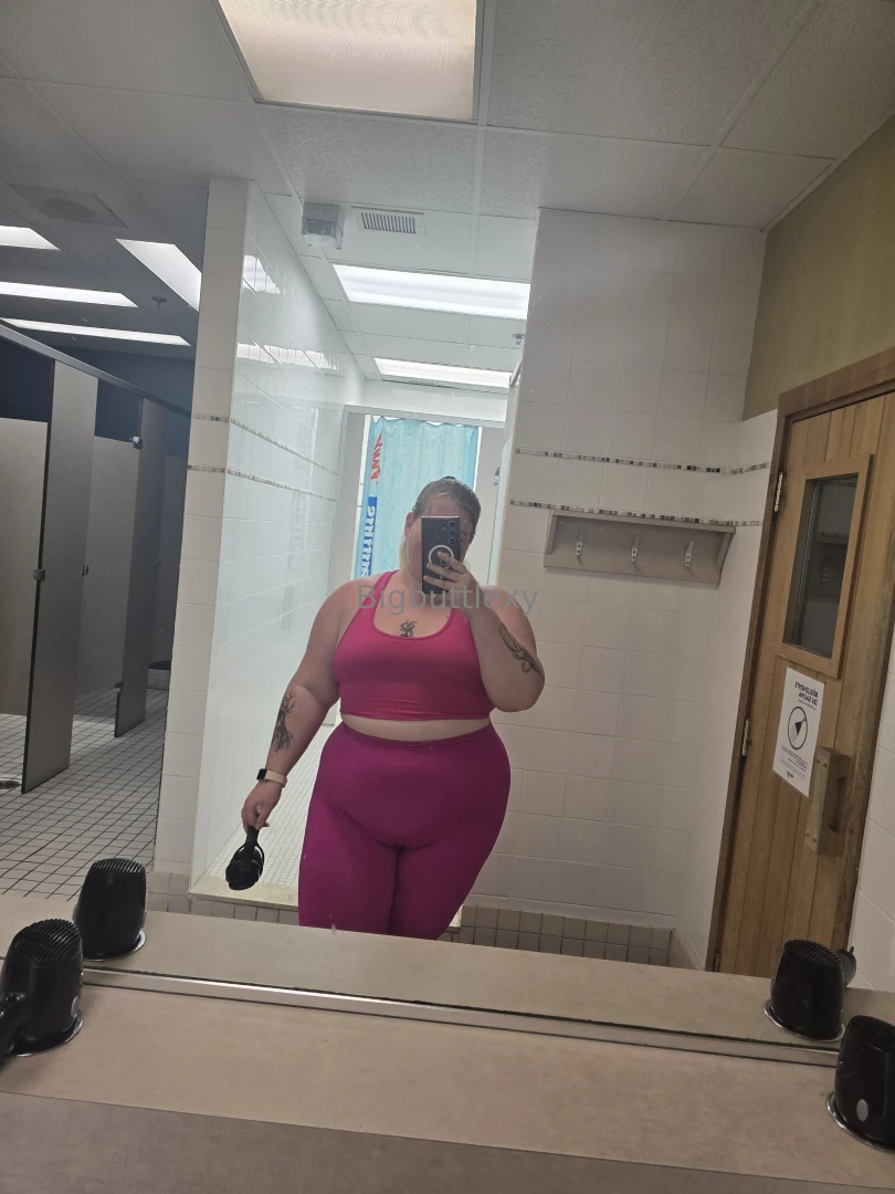 Gym selfie again 1 2 or 3 