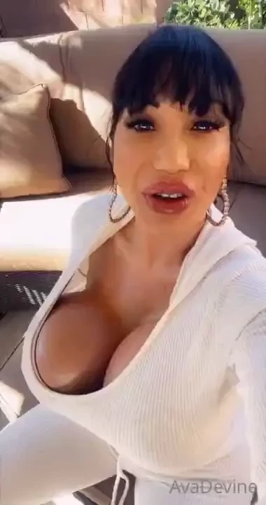 Voicenotes voicenotes voicenotes who can resist my filthy fucking 