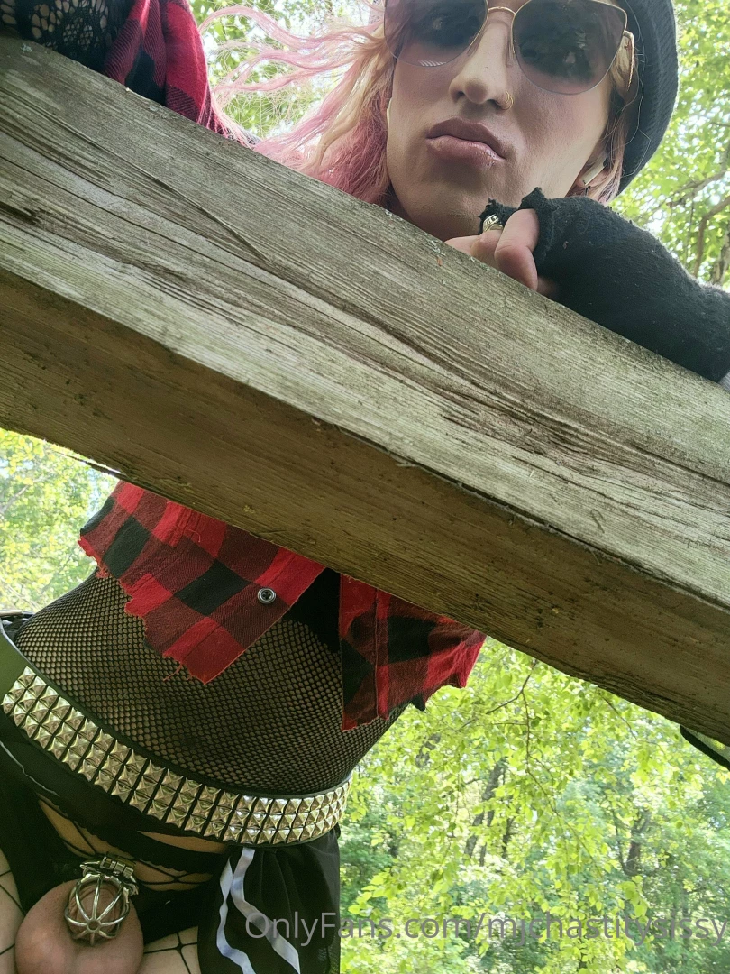 My little clitty needs to make cummies so bad right now part 12 