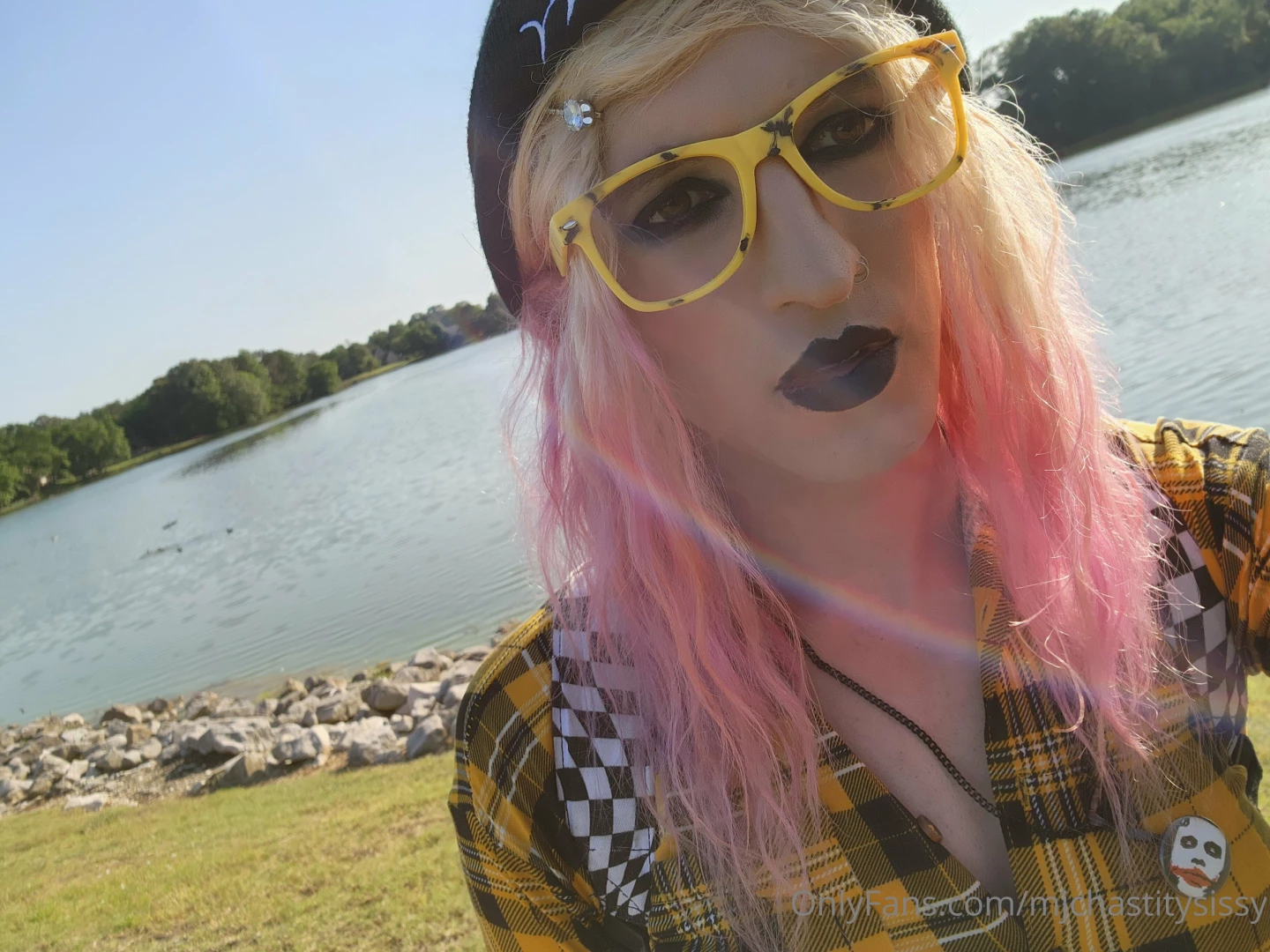My little clitty needs to make cummies so bad right now part 5 