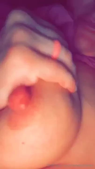 Mmm nipple need to be sucked 