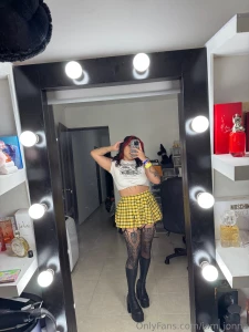 Careful one pose and you re already addicted