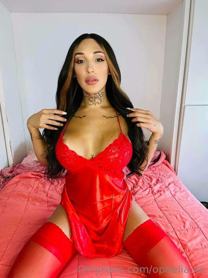 Like if you think red is my color 