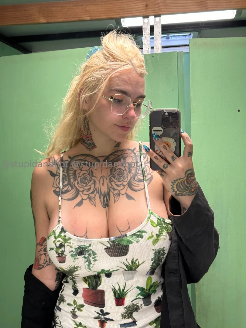 Plant milf with the hanging baskets 