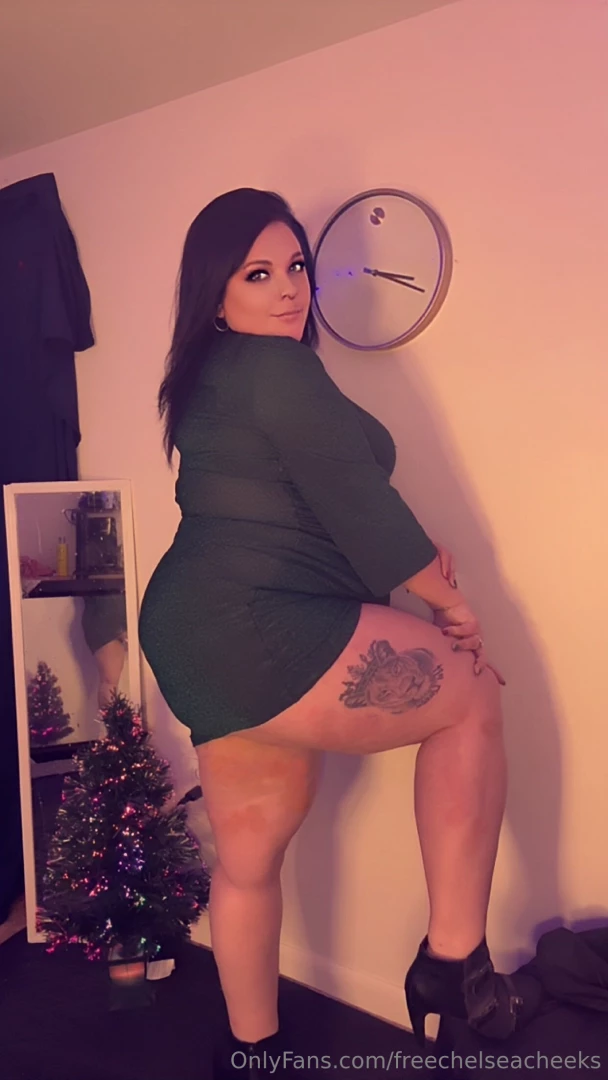 Thursdays are for the thicc badies amp whoever agrees should deff sub 