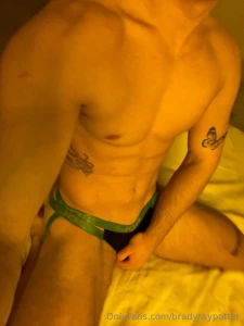 First promo of the year out now who wants 1 nudes ive never done