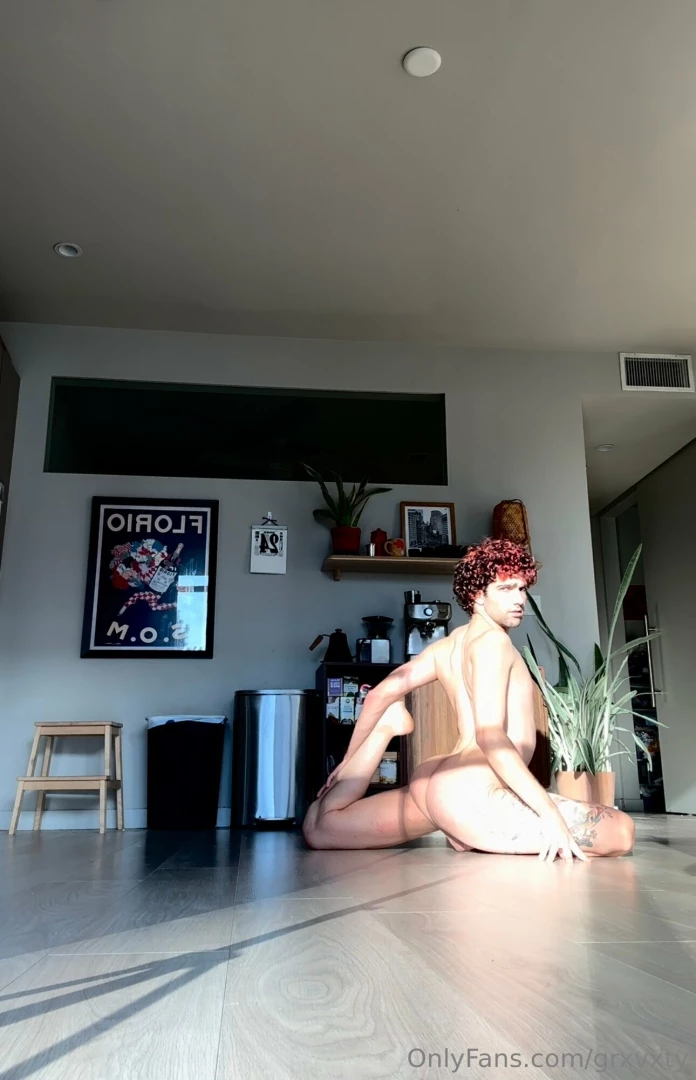 grxvxty - Stretching and playing with my soft dick in the sunlight part 2 