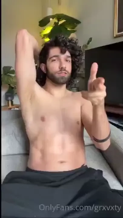Wish i was actually getting fucked instead but this ll do for now 