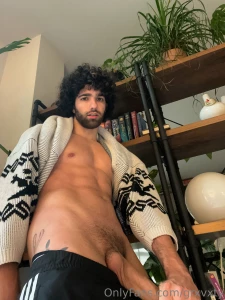 A handful or two part 3
