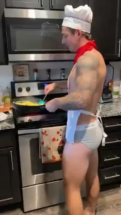 Come eat me for breakfast i mean come join me for breakfast head to my 
