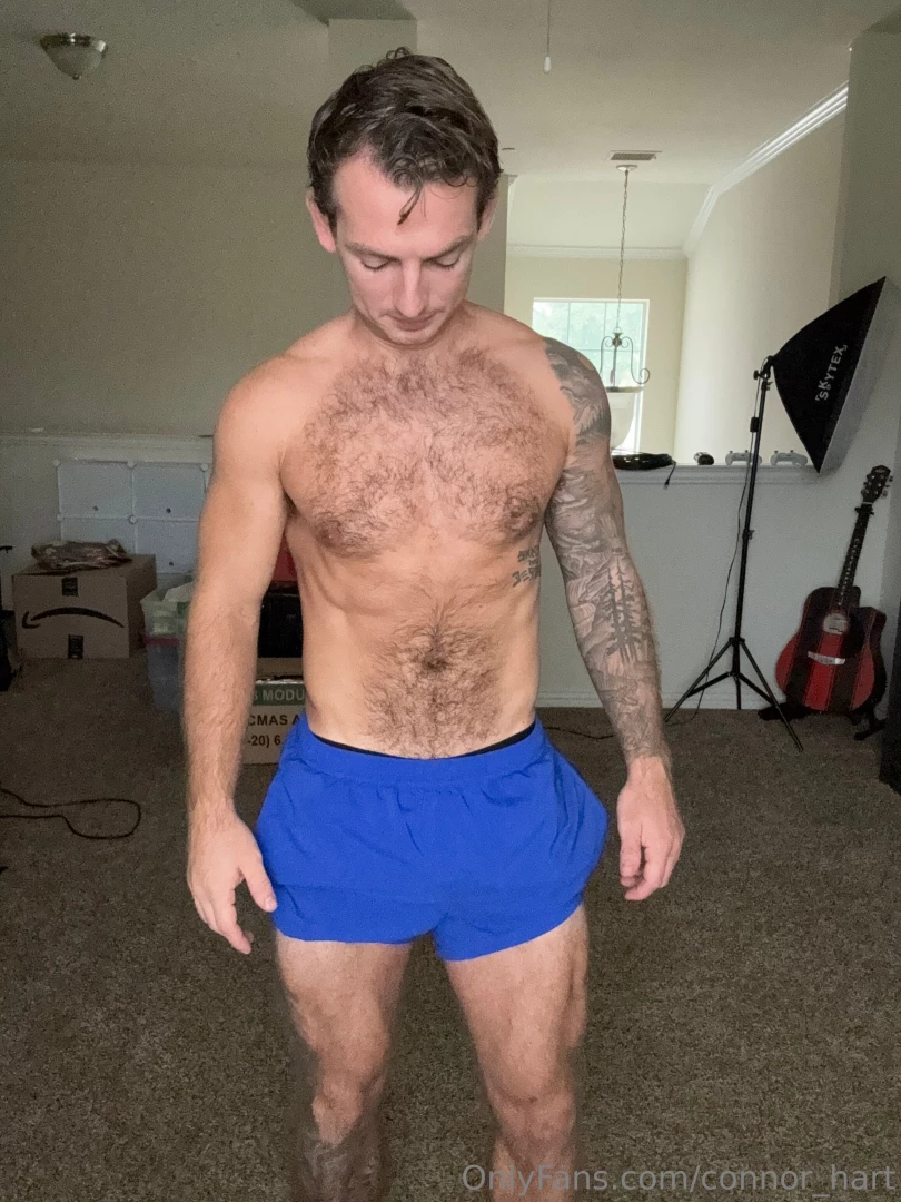 Wanna see my huge cock and me cumming for you head to my xxx page now part 2 