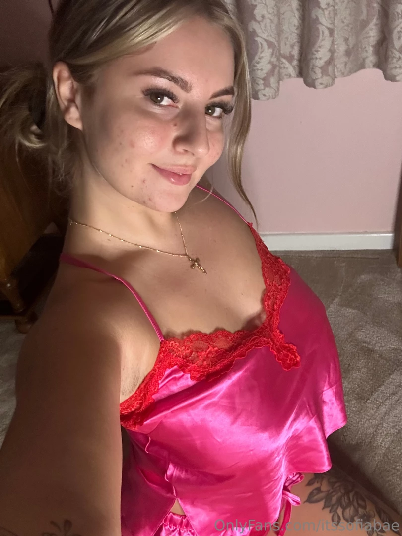 Happy hump day babe x 