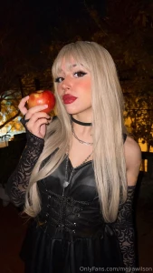 Just give me an apple